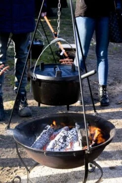 Windmill Kampvuur Kookset -Avonturen Plein 61573 windmill kampvuur set compleet 39 x 60 cm hxb