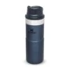 Stanley The Trigger-Action Travel Mug 0,35L Blauw -Avonturen Plein 82053 stanley the trigger action travel mug 035l